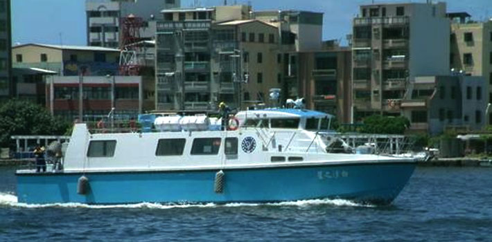 Barco de Pasajeros (Cargo-Pasajeros)