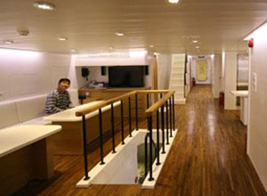 the living room of working boat Polaris